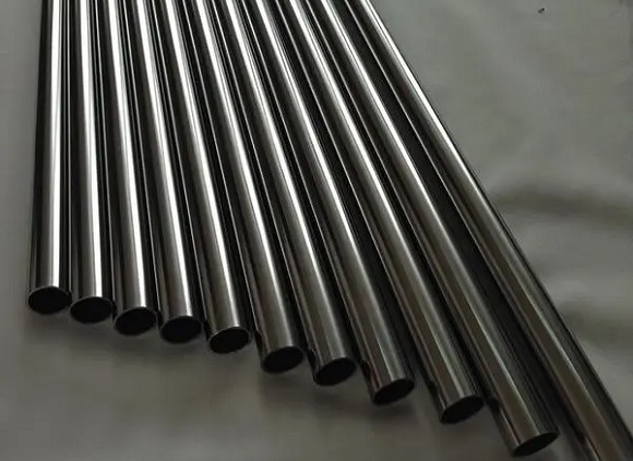 304����ֹܵ纸�׶�����Щ��